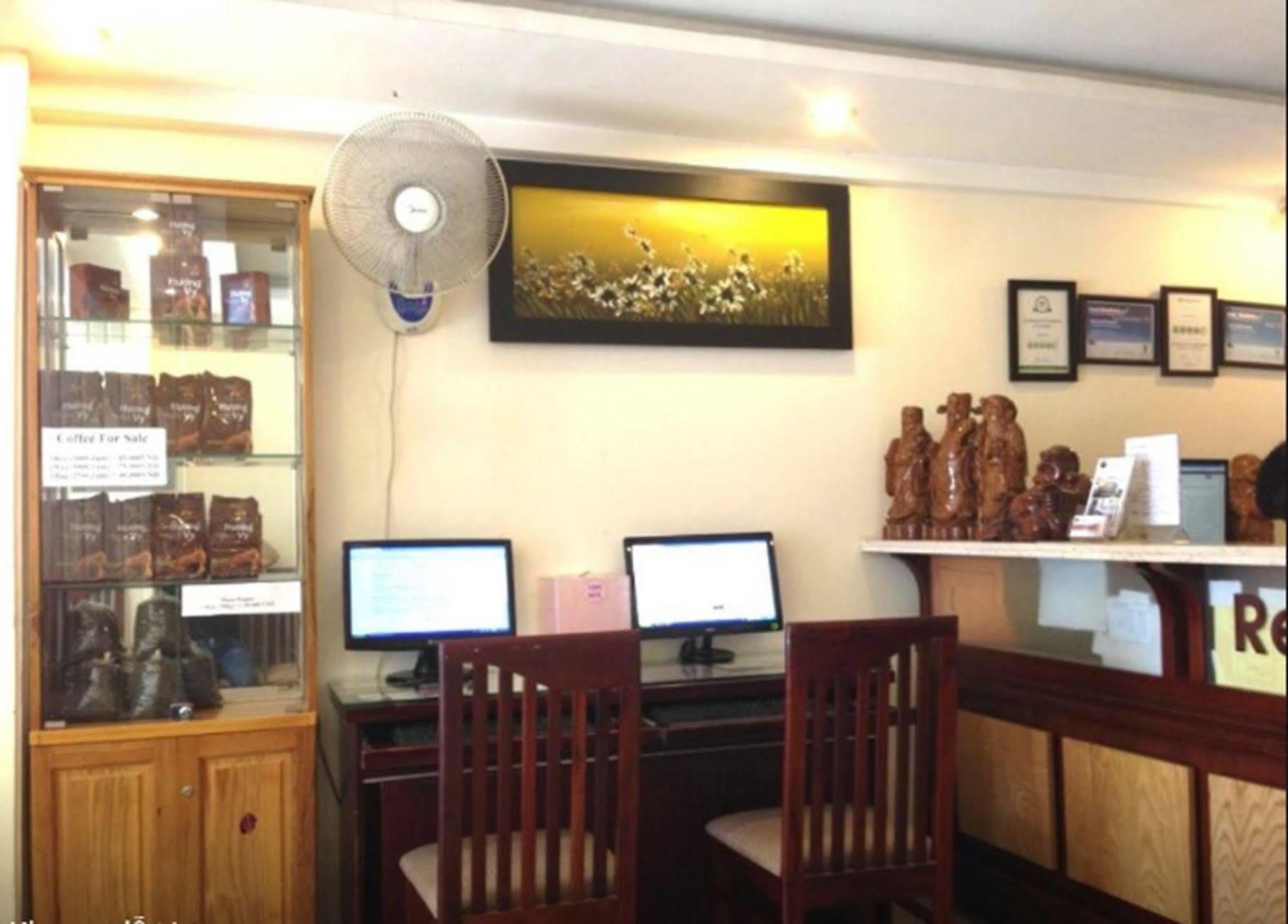 Oyo 438 Small Bay Hotel Ho Chi Minh-byen Eksteriør bilde