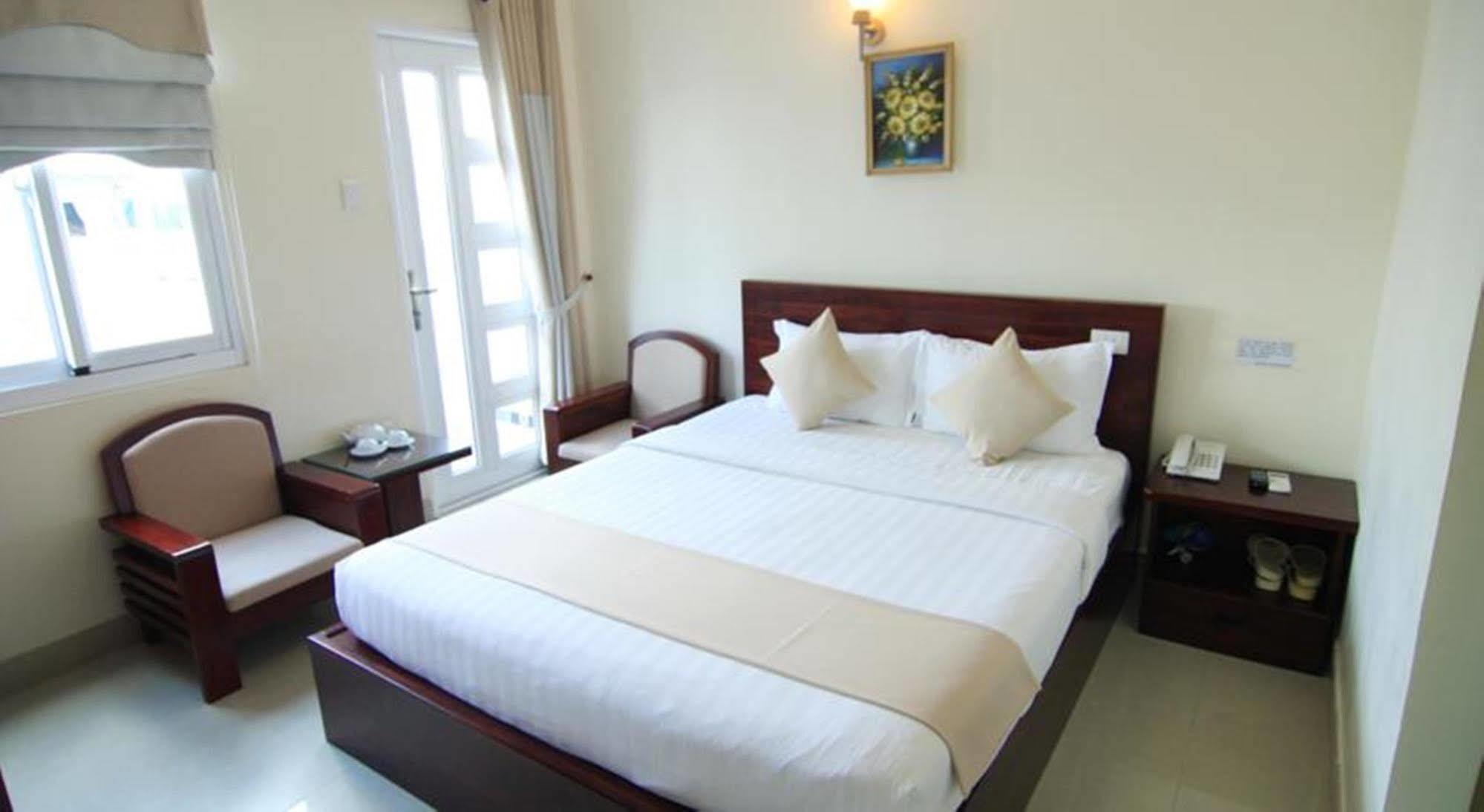 Oyo 438 Small Bay Hotel Ho Chi Minh-byen Eksteriør bilde